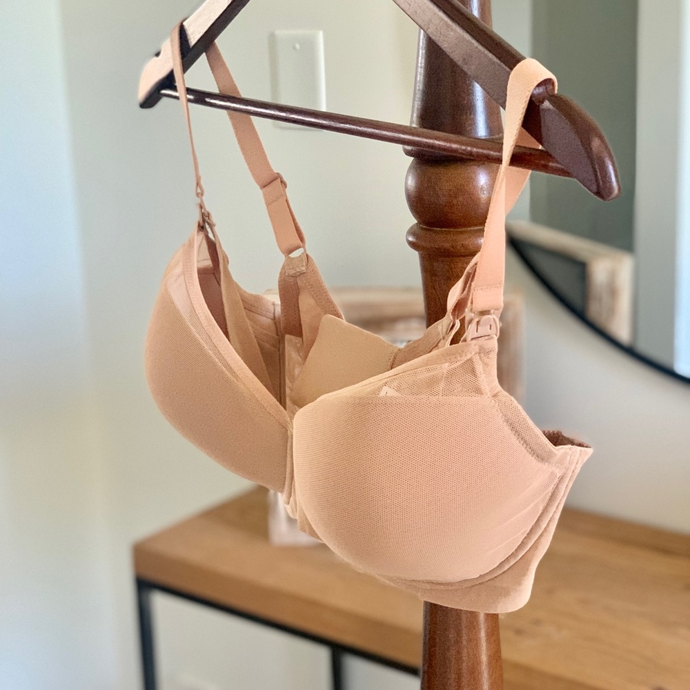 NWOT Beige Neutral Le Mystere Nursing Bra